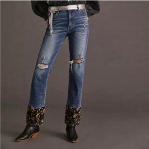 Anthropologie Pilcro Vintage Straight Floral Embroidered High Rise Jeans size 32